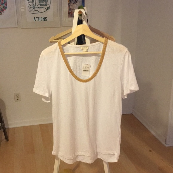 NOT a plain white tee. - Picture 2 of 6